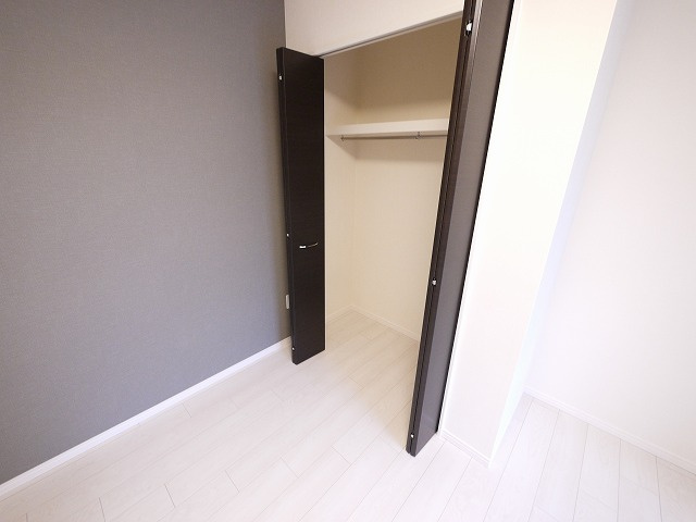 ロイヤルハイツしきⅡ番館の収納|専用の収納スペースです
