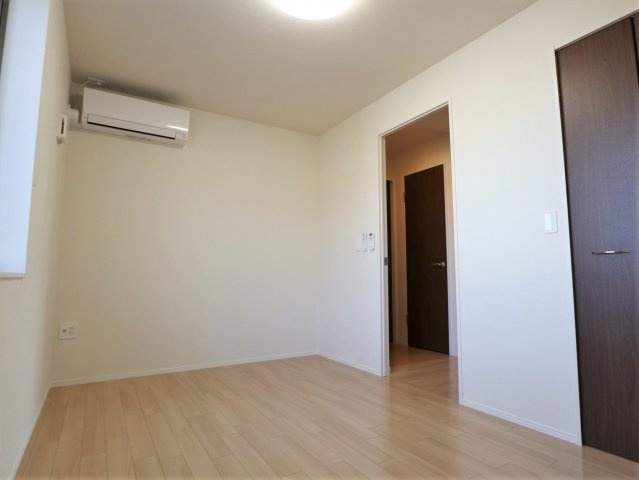 メルヴェールの洋室