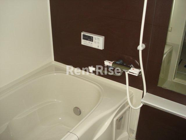 グランチェスタSOUTH Ⅳの浴室|バス