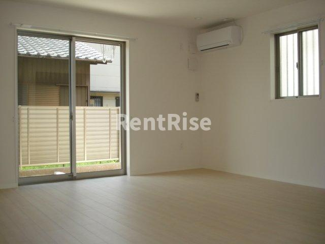 グランチェスタSOUTH Ⅳの居間・リビング|室内