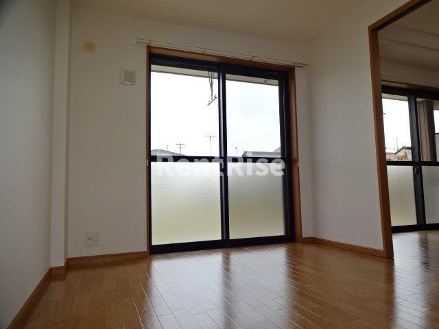 ウエストウッドの洋室|南洋室