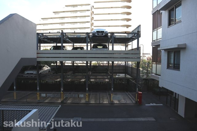 レクセルプラザ志津の駐車場|敷地内駐車場　空有り（使用料月額1,000円～5,000円）