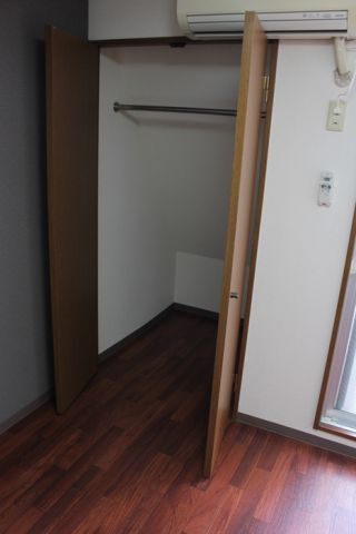 Grand Life春日野道（旧ハイツ坂本）の収納