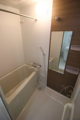 ラクラス新大阪の浴室