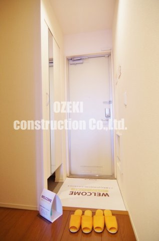 ステラタウンスピカの玄関