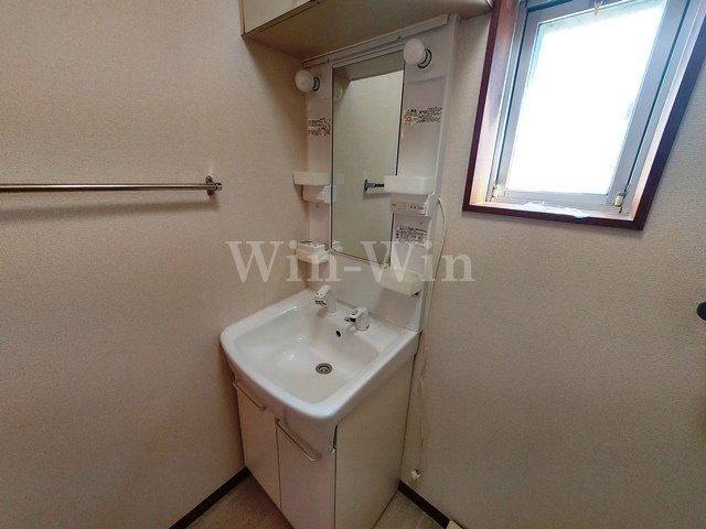 ナカスギマンションの独立洗面台