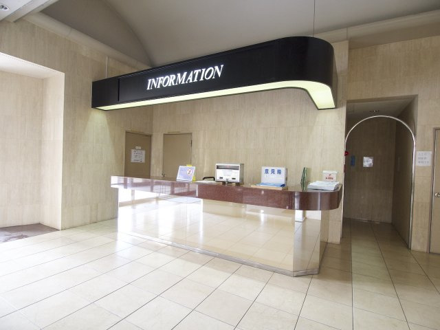 朝日プラザ筑紫野プティックスのエントランス