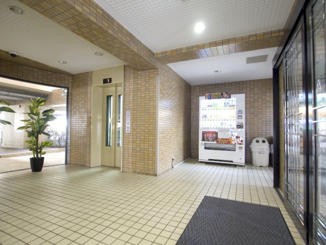 朝日プラザ筑紫野プティックスのエントランス