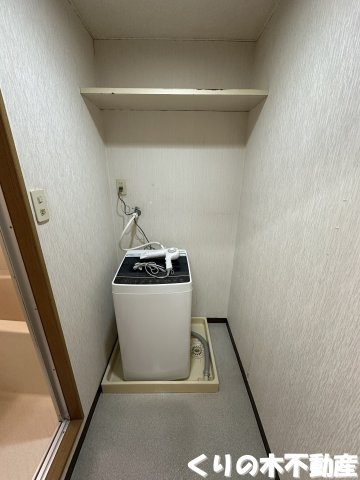 【設備】 | ベルメゾン鯉池 | 室内洗濯機置き場です