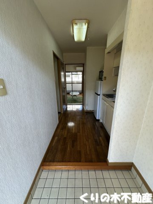 【玄関】 | ベルメゾン鯉池 | ゆったりとした玄関です