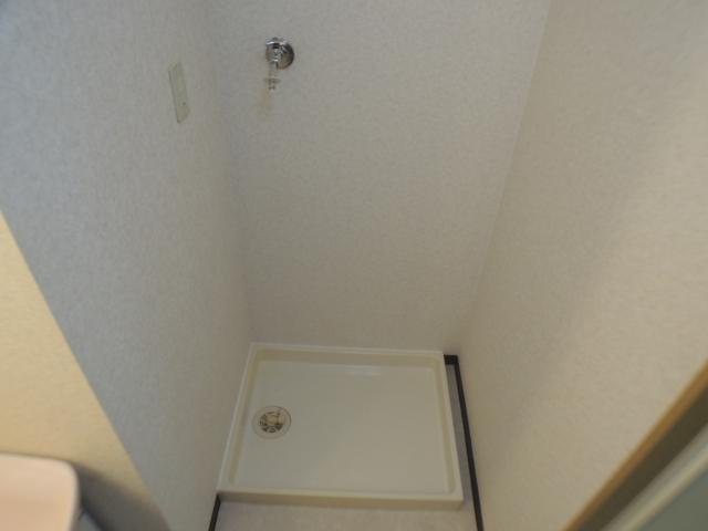 【その他】 | グリーンヒルズ | 室内洗濯置場です