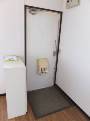 【玄関】 | メアリータウンA棟