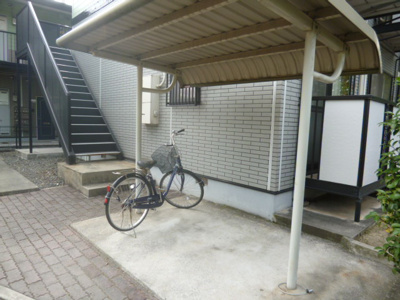 【その他共用部分】 | ルミエール | 自転車置き場