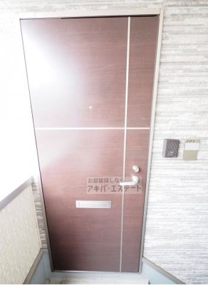 【玄関】 | 篠崎町１丁目 DiiRA | 同一仕様写真