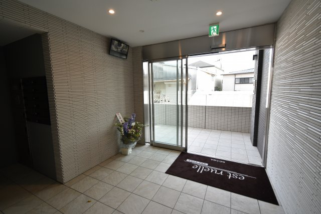 エストリュエル のロビー