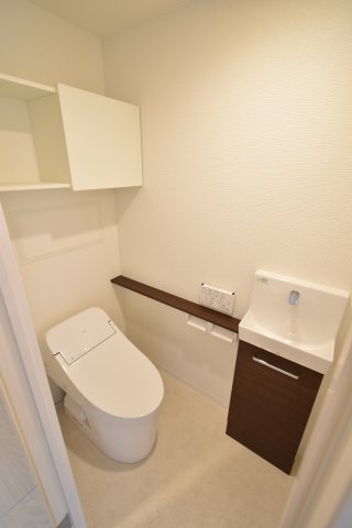 エストリュエル のトイレ|反転　同タイプ参考写真