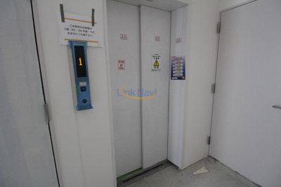 【エントランス】 | リュクス梅田西