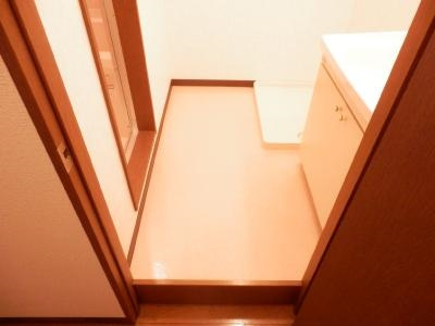 サンシャイン烏丸の浴室|脱衣所
