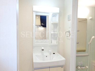 【独立洗面台】 | グランドソレイユ | 独立洗面台で身支度をすべて済ませてしまいましょう