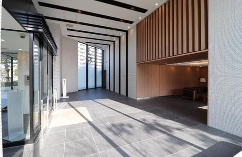 シティテラス川崎鈴木町グランドシーズンズ（川崎区大師駅前2丁目）のエントランス|落ち着いたエントランスです