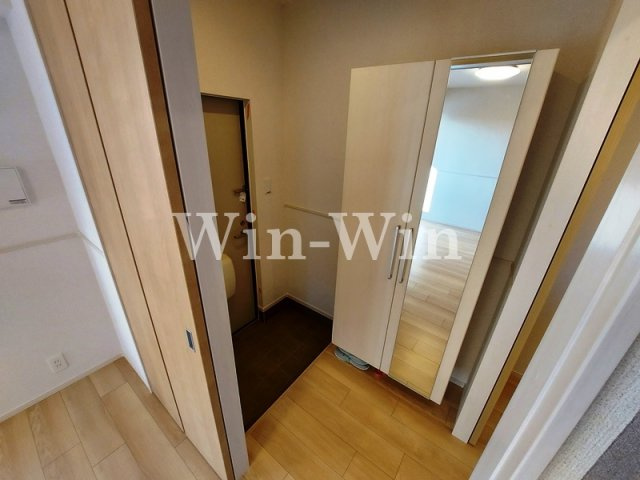 メルヴェーユ Ⅲの玄関