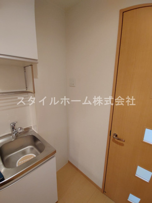 【キッチン】 | ラ・カルティエ | 冷蔵庫置き場です。