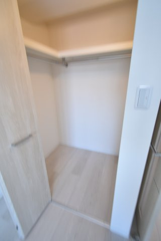 グローリードミール開田の収納|ウォークインクローゼット