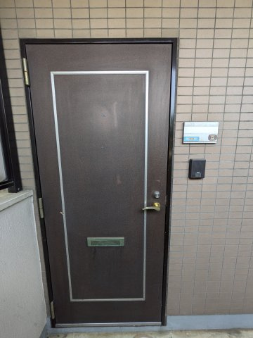 藤和シティコープ河辺Ⅱの玄関