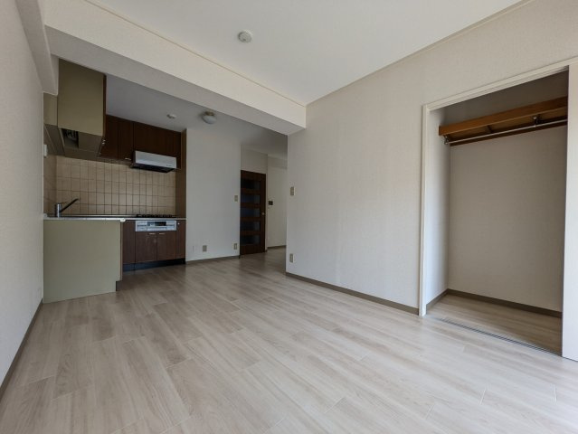 藤和シティコープ河辺Ⅱの居間・リビング