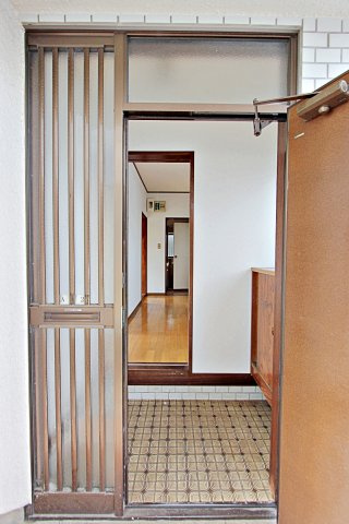 6丁目一戸建の玄関|玄関内