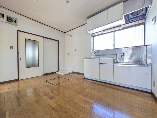 6丁目一戸建の居間・リビング