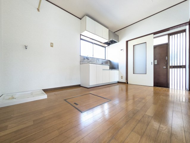 6丁目一戸建の居間・リビング