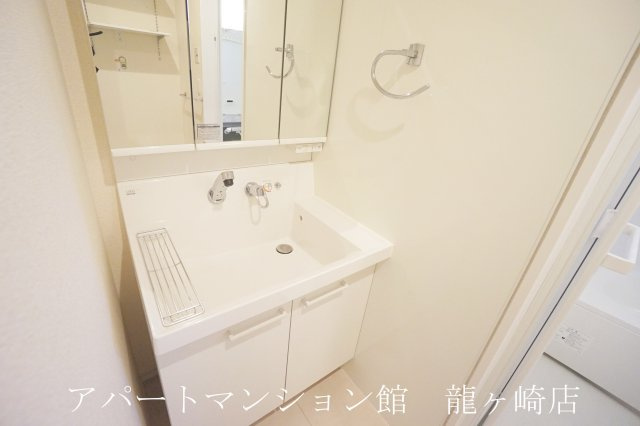 Croire(クロワール)の独立洗面台