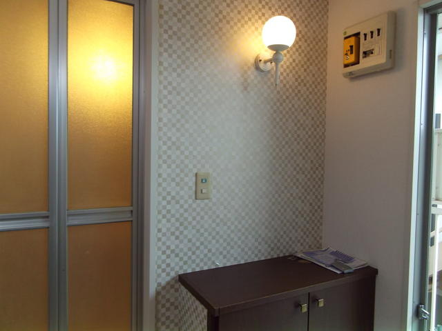 ドエルエクセ津田沼の玄関