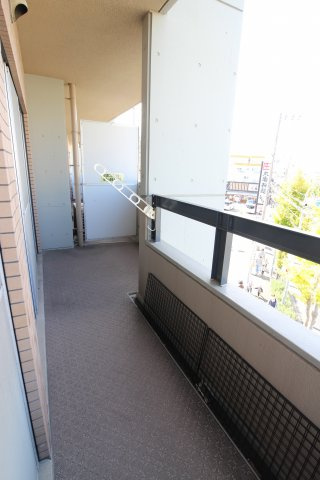 パレ清水が丘のバルコニー
