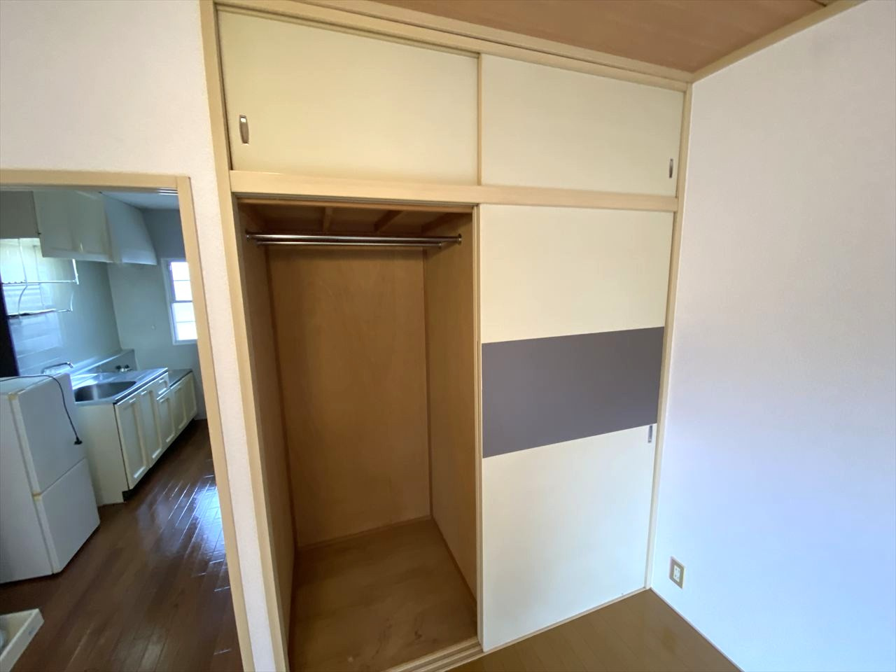 アビタション西条の玄関