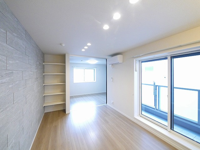 ライムストーン新大宮の居間・リビング|居間です