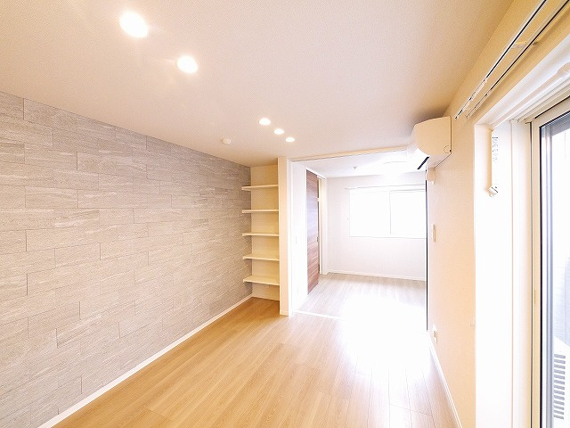 ライムストーン新大宮の内装|おしゃれな内装です