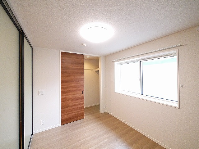 ライムストーン新大宮の洋室|コンパクトで使いやすい洋室です