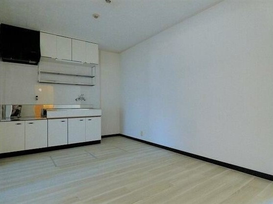 熊本市東区尾ノ上４丁目の賃貸マンションの居間・リビング