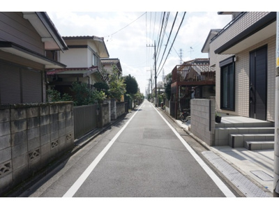 【前面道路含む現地写真】 | 立川市若葉町2丁目 | 前面東側4ｍ道路