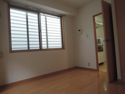 【居間・リビング】 | クレスト秀和