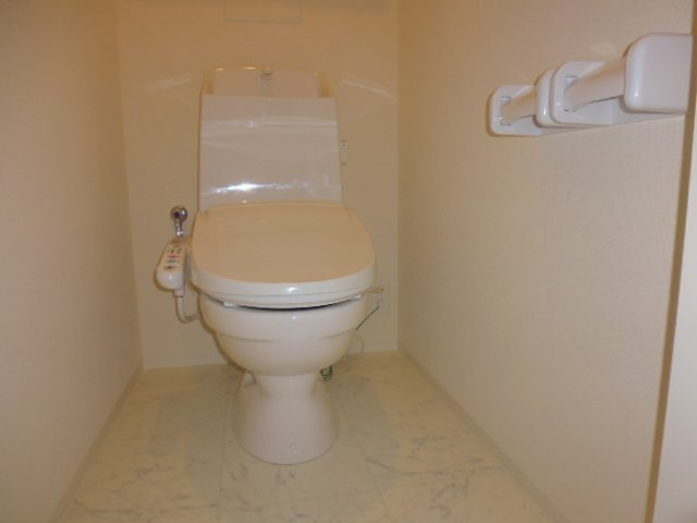 アシューレのトイレ|シャワー付きトイレ