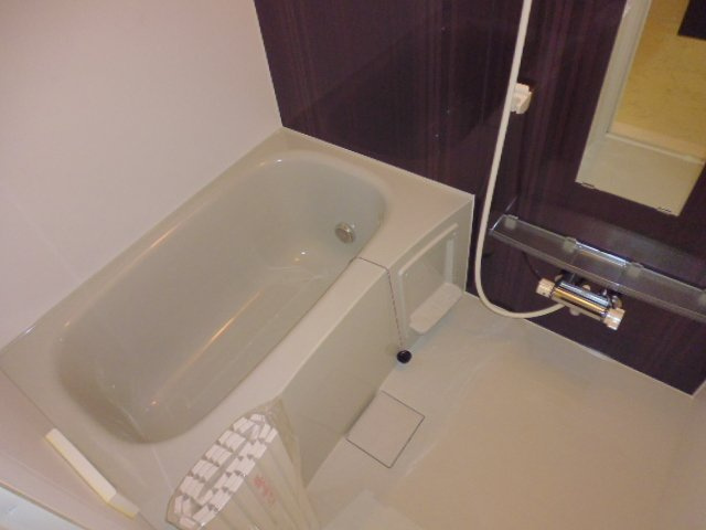 アシューレの浴室|追い炊きバス