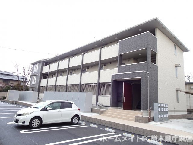 熊本市東区尾ノ上１丁目のアパートの外観