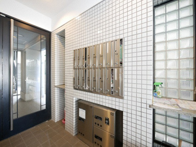 【エントランス】 | ペンギンメディアボックス