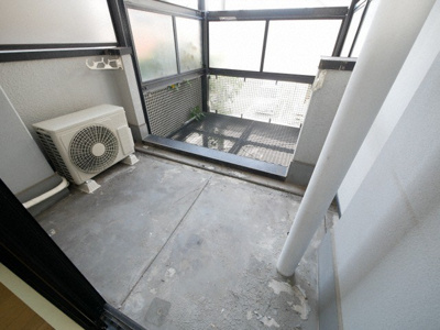 【バルコニー】 | ペンギンメディアボックス