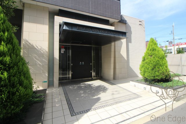エスリード新大阪NORTHのエントランス