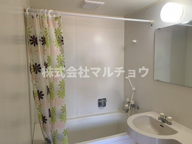 谷口ビルの洗面所|リビングです