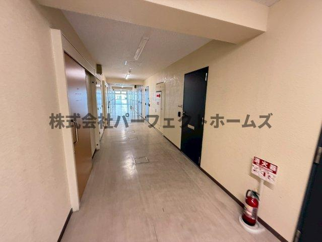 アートプラザ枚方の内装|内装は落ち着いています